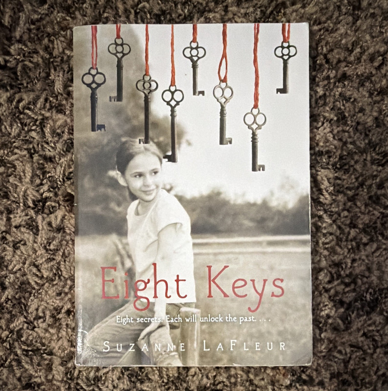 Eight Keys Paperback Suzanne LaFleur Scholastic 2011 Ages 9-12 Friendship