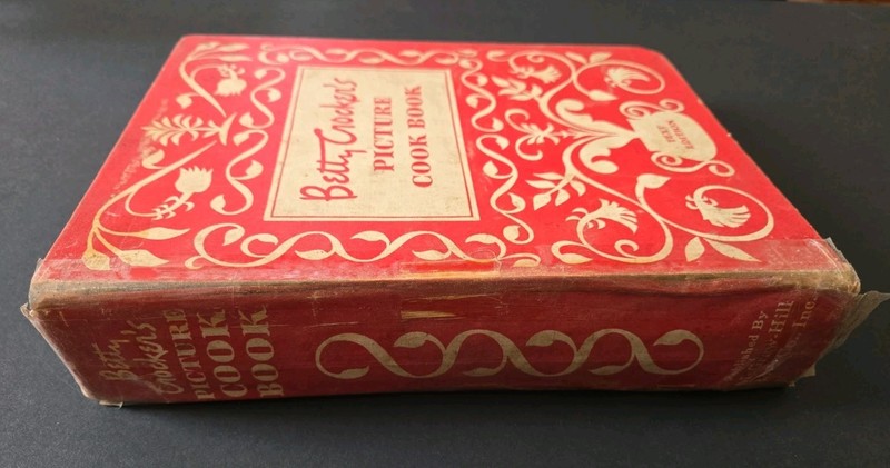 Vintage 1950 Betty Crocker's Picture Cook Book First Edition 5-Ring Binder Text gallery