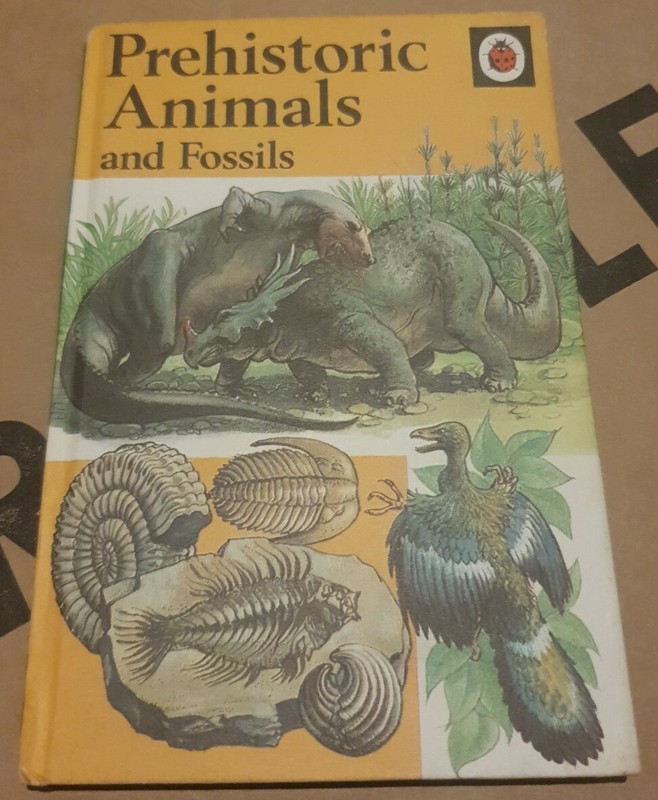 Ladybird book Series 651 Prehistoric Animals And Fossils Robert Ayton Good