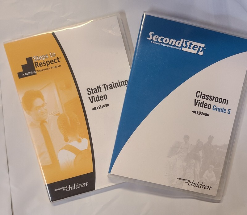 2 DVD Lot Committee for Children / Classroom Video GR 5 + Staff Training Video