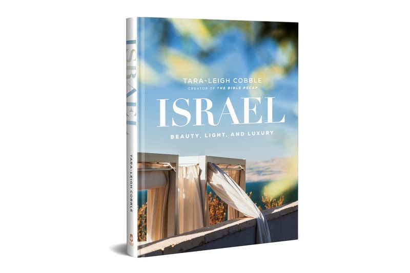 Israel: Beauty, Light, and Luxury (A Vibrant, Full-Color Coffee Table Book w…