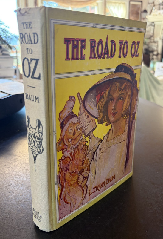 The Road to Oz L Frank Baum Reilly & Lee Circa 1940s HB Pastedown Cover