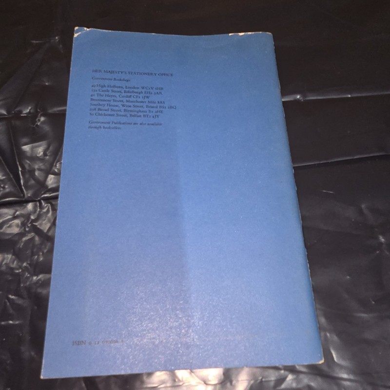 Stonehenge Official Guide Book HMSO 1967 Illustrated Booklet With Fold Out Map gallery