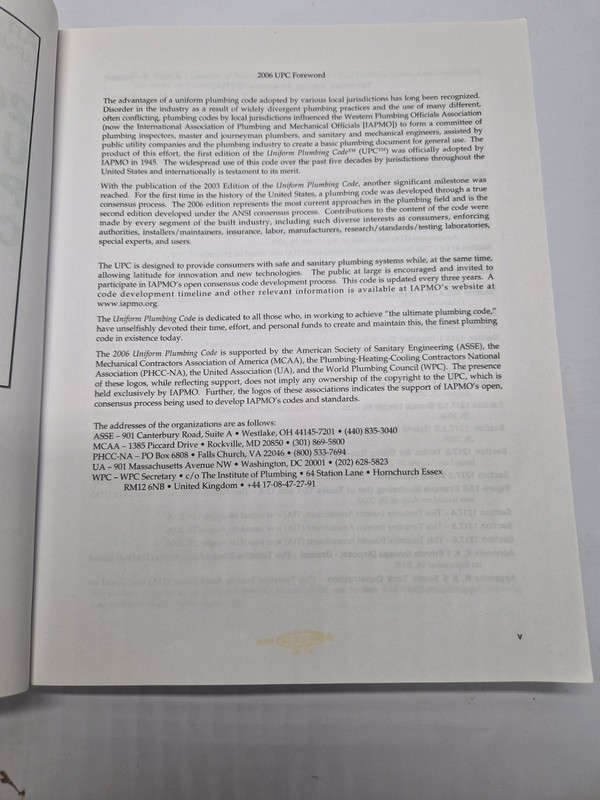 Uniform Plumbing Code 2006 Twenty-Fourth Edition Paperback IAPMO/ANSI UPC 1-2006 gallery