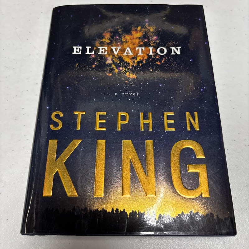 Elevation by Stephen King 2018 Hardcover DJ 1st Edition 1st Printing
