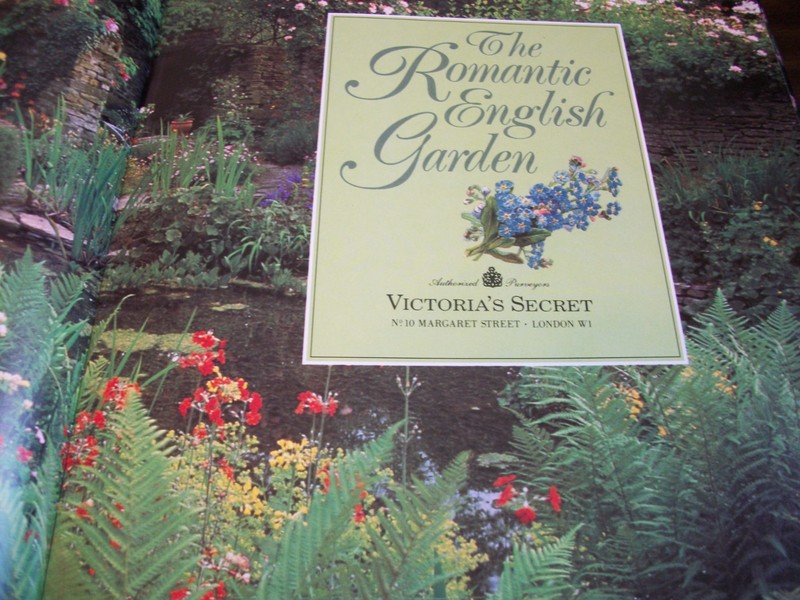 Victorias Secret Romantic English Garden Book Boxed HC Flowers gallery