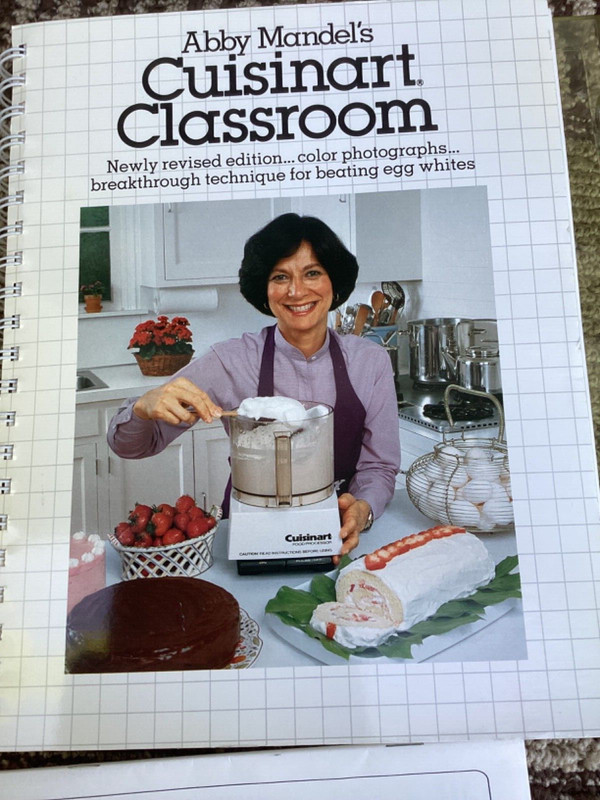 Abby Mandels Cuisinart Classroom 1982 Cookbook in Original Plastic Case Vintage