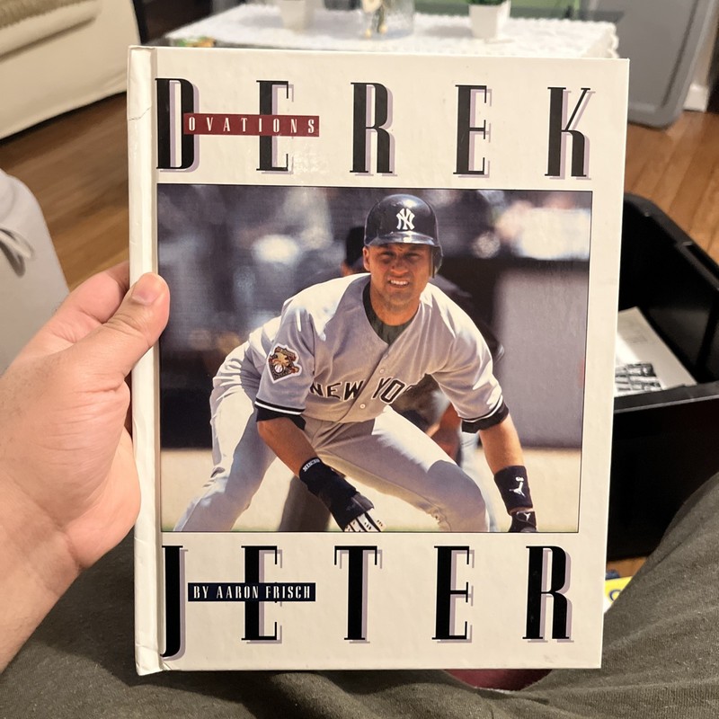 Derek Jeter by Aaron Frisch (2003, Trade Paperback)