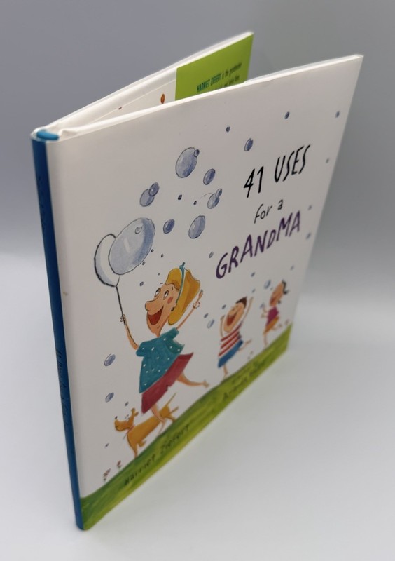 “41 Uses for a Grandma” - Hardcover (2011) - Harriet Ziefert - Gift Book gallery