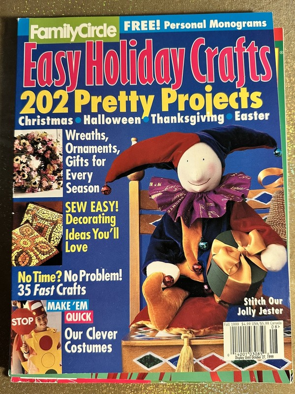 Vintage LOT/4 MIX of Holiday Craft Magazines 1999-2002 BH&G Family Circle gallery