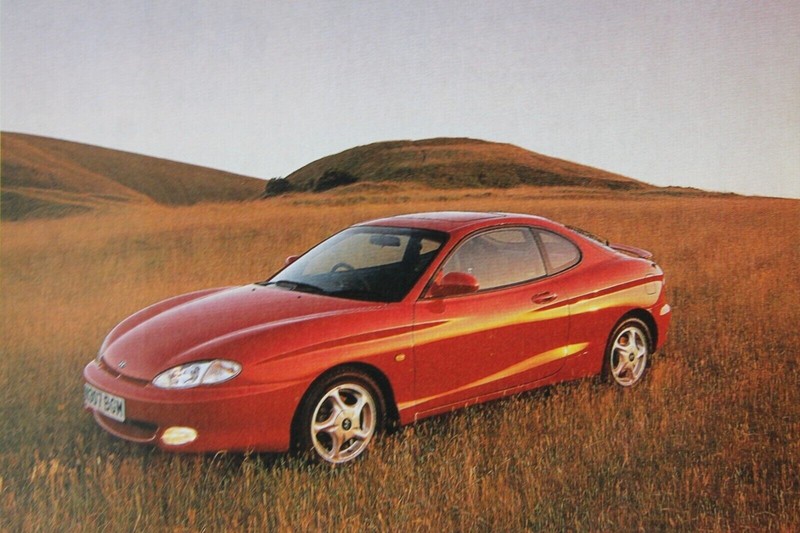 Original 1996 HYUNDAI COUPE 2.0 16v SE Autocar magazine road test No 4197