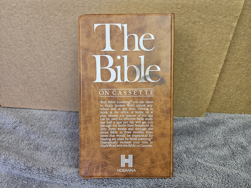 Hosanna The Bible on Cassette NKJV New Testament 11 Tape Set w/ Case Missing 1 gallery