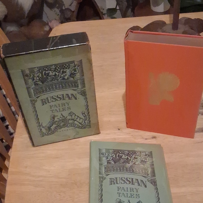 Russian Fairy Tales HC w/ Dust Jacket & Slipcase Pantheon 1st Afanasyev