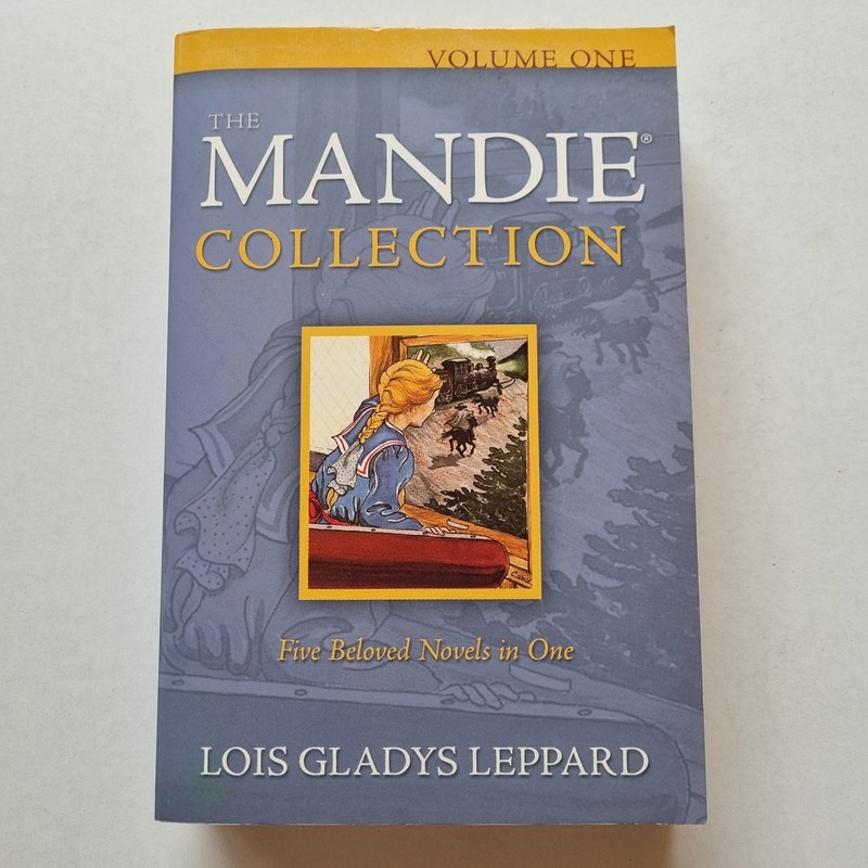 Mandie Collection : Five Beloved Novels in One by Lois Gladys Leppard (Paperback