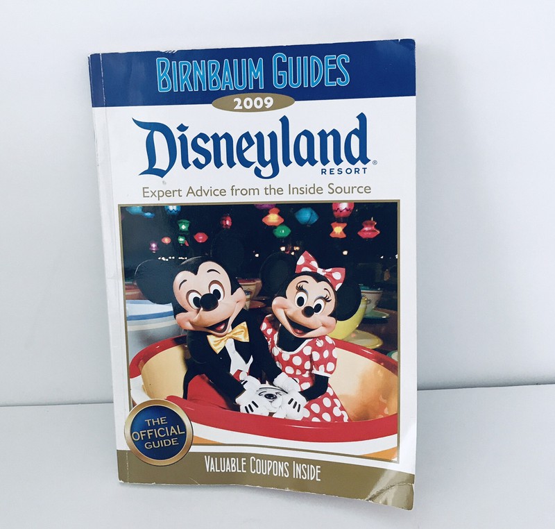 VTG Travel Guide Map For Disneyland Calif Resort 158 Pages By Birnbaum 2009 EUC
