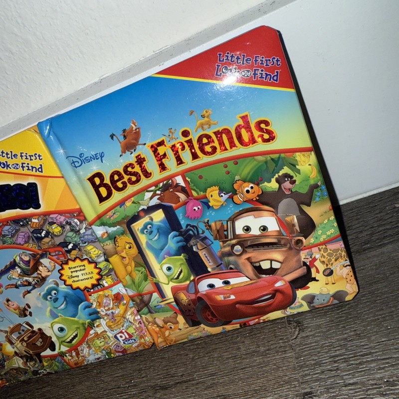 Disney Best Friends & Adventures Children Books Great Condition Lot Of 2 gallery