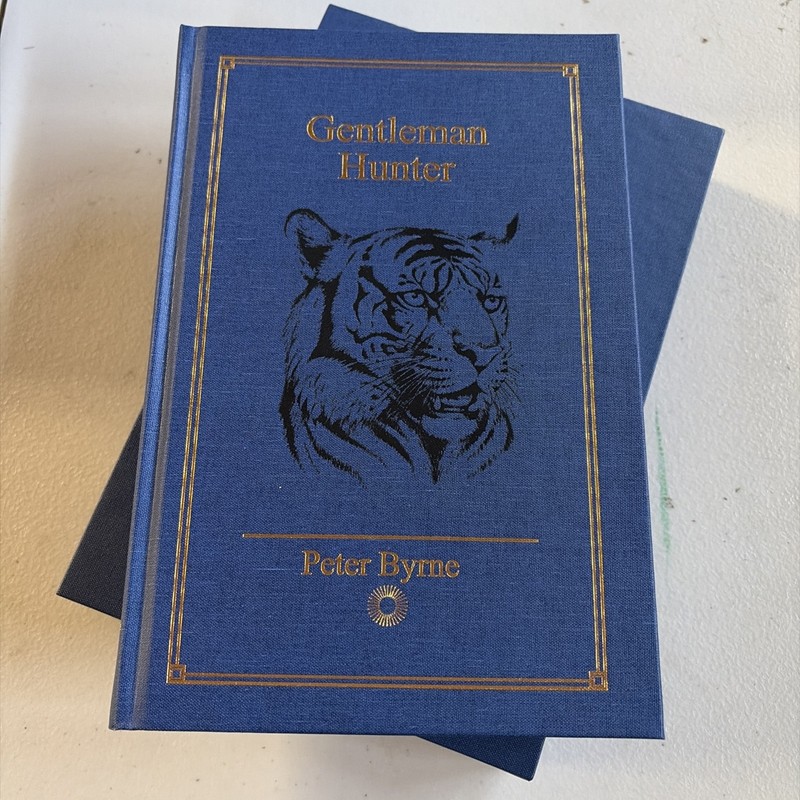 Gentleman Hunter *SIGNED* Slipcase