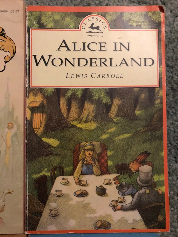 Childrens novels, lot of 9, Alice in Wonderland, Wizard of Oz, Seedfolks gallery