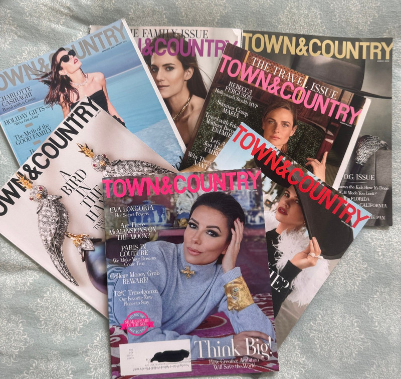 Town & Country 7 issues January February March April May Jul/Aug September 2023