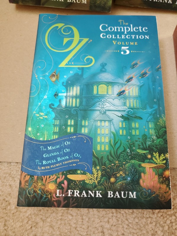 Oz, the Complete Paperback Collection Volume 1-5 L Frank Baum gallery