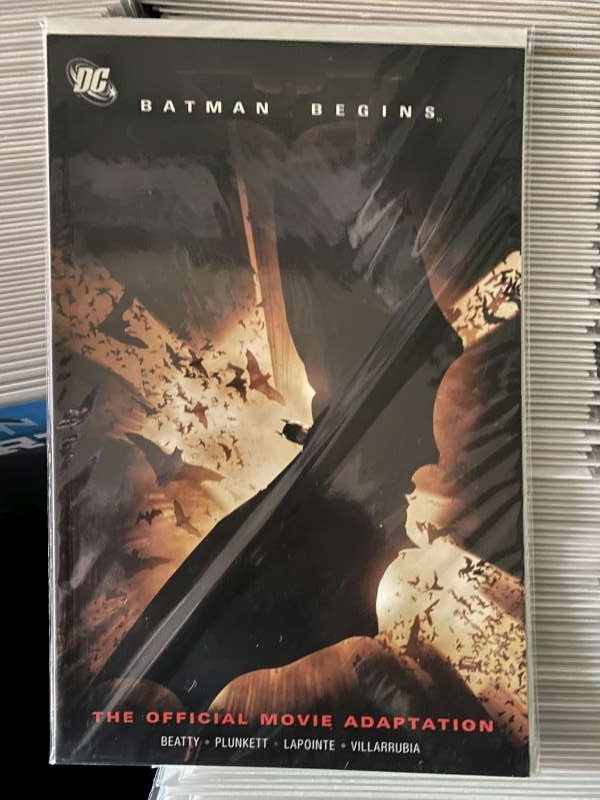 Batman Begins: The Official Movie Adaptation. 2005 DC Graphic Novel. Paperback.