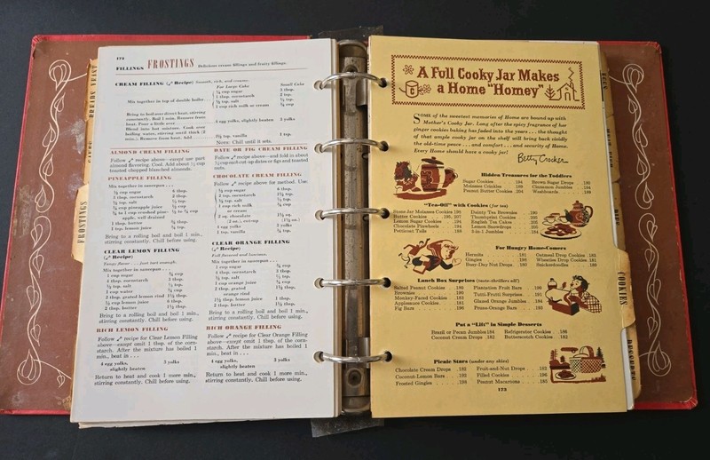 Vintage 1950 Betty Crocker's Picture Cook Book First Edition 5-Ring Binder Text gallery