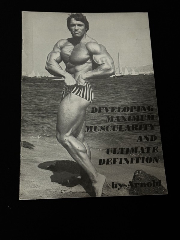 Arnold Strong, Developing Maximum Muscularity and Ultimate Definition booklet