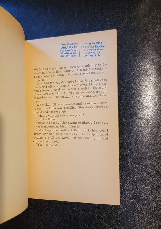 The Girl With the Long Green Heart Lawrence Block Gold Medal k1555 1st Ed GGA gallery