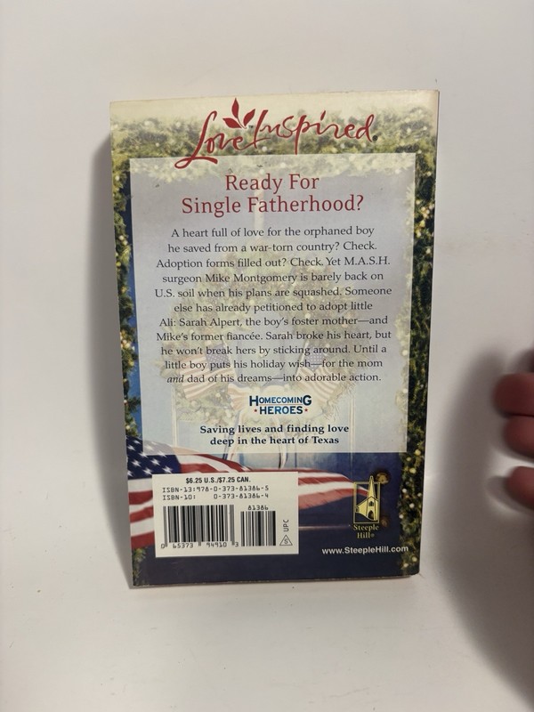 Homefront Holiday (Love Inspired Larger Print Mass Market Paperback - GOOD FAIR gallery