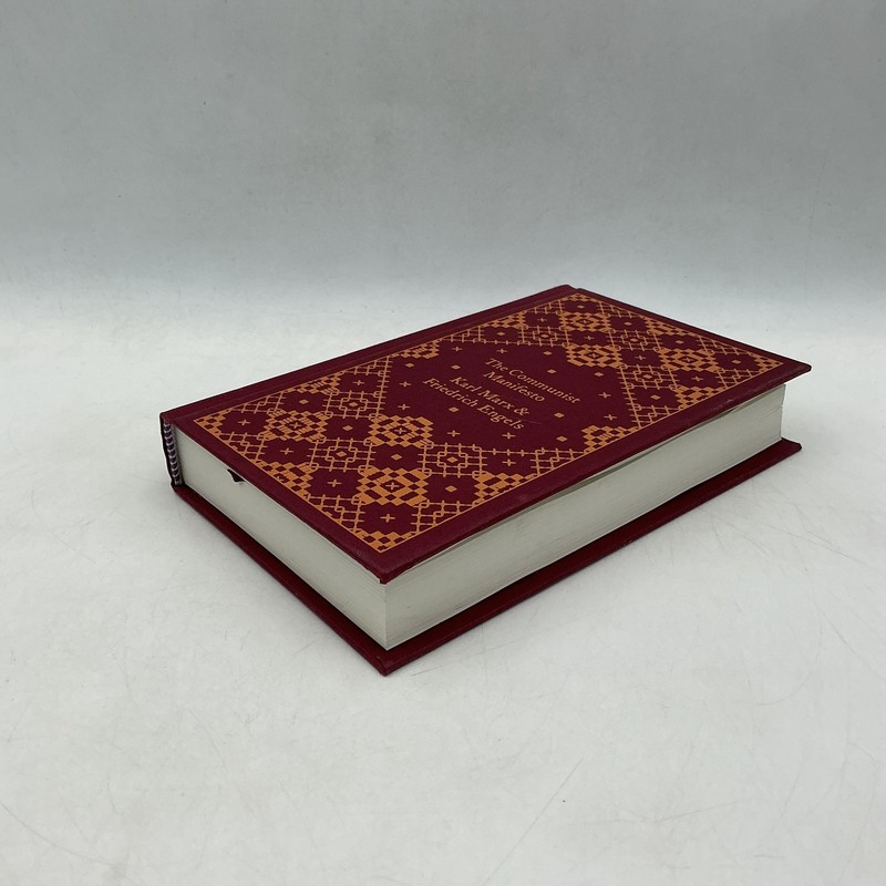Penguin Classics The Communist Manifesto Marx & Engels Hardcover Red 2014 gallery