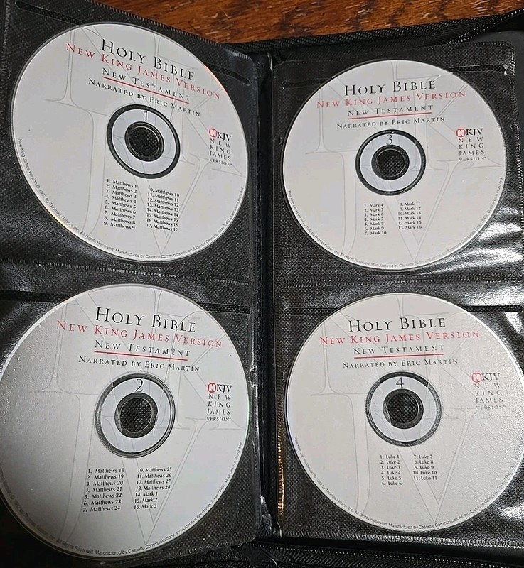 Holy Bible New King James Version Narrated By Eric Martin-60 Disc Set-VERY GOOD gallery