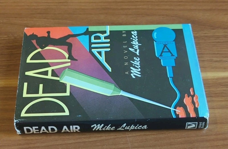 DEAD AIR by Mike Lupica 1986 Hardcover Book Club Edition with Dust Cover Good gallery