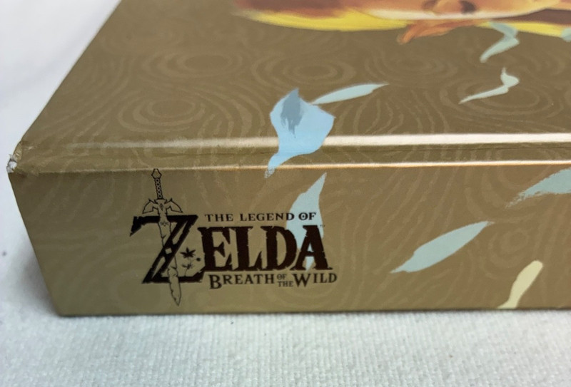 The Legend of Zelda: Breath of the Wild Complete Official Guide Expanded Edition gallery