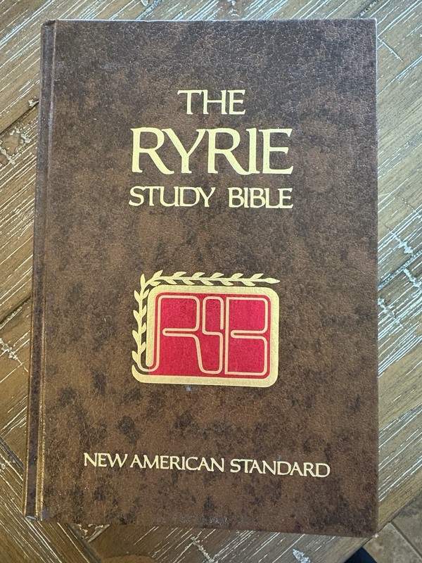 The Ryrie Study Bible NASB New American Standard 1978 Moody Press