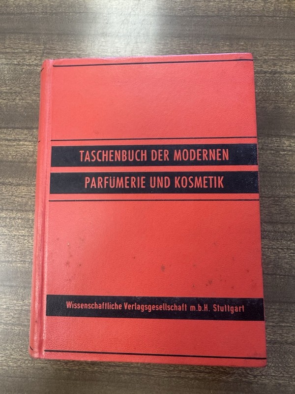 Janistyn Taschenbuch der modernen Parfümerie u. Kosmetik Hardcover German