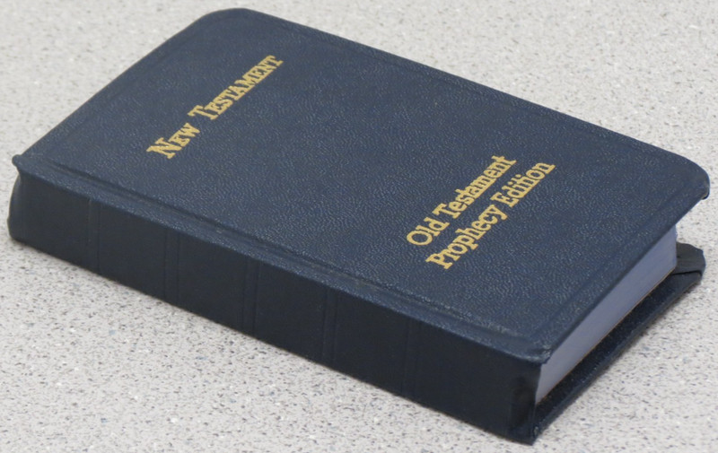 New Testament - Old Testament Prophecy Edition - hardcover - Very nice gallery