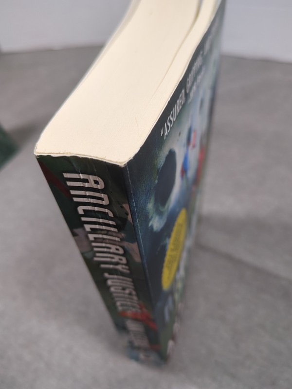 Ancillary Justice Ann Leckie First Edition Imperial Radch Book 1 Trade PB - NEW gallery