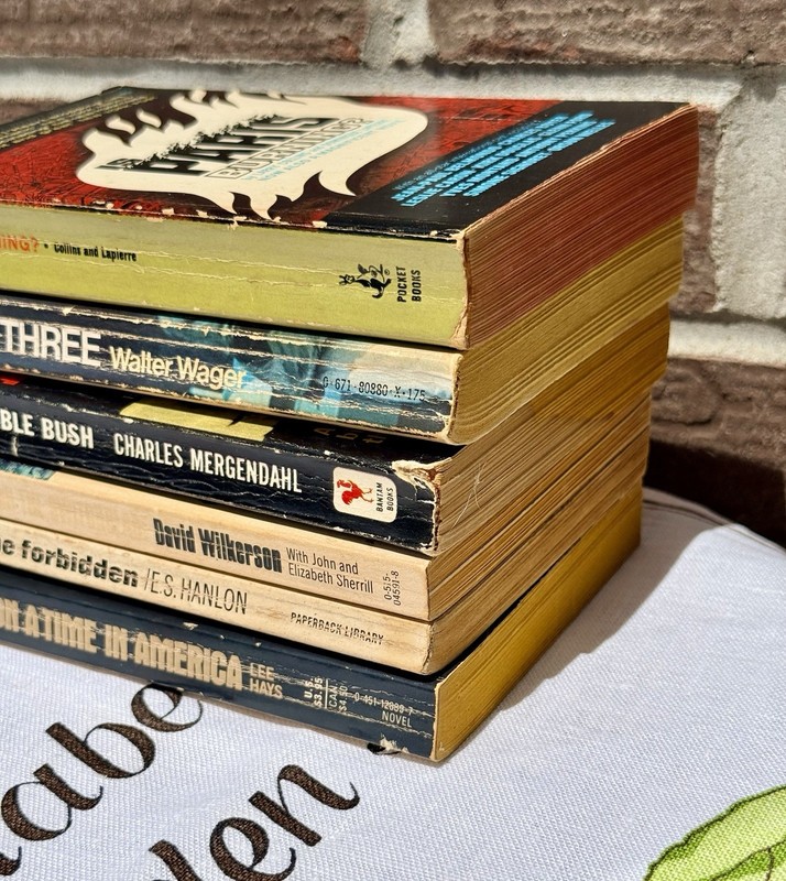 Rare Lot 6 Vintage Movie Tie-In Pb Wiper Three The Forbidden Once Upon A Time In gallery
