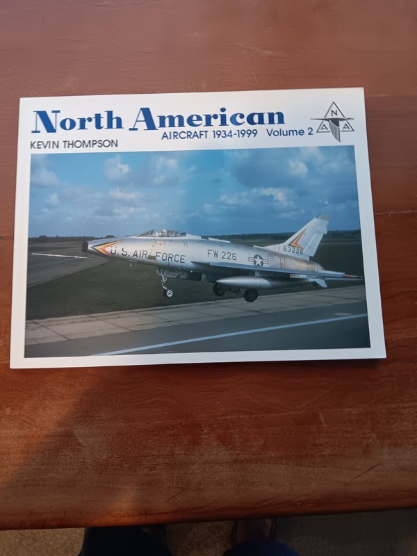 North American Aircraft 1934-1999 Vol. 2