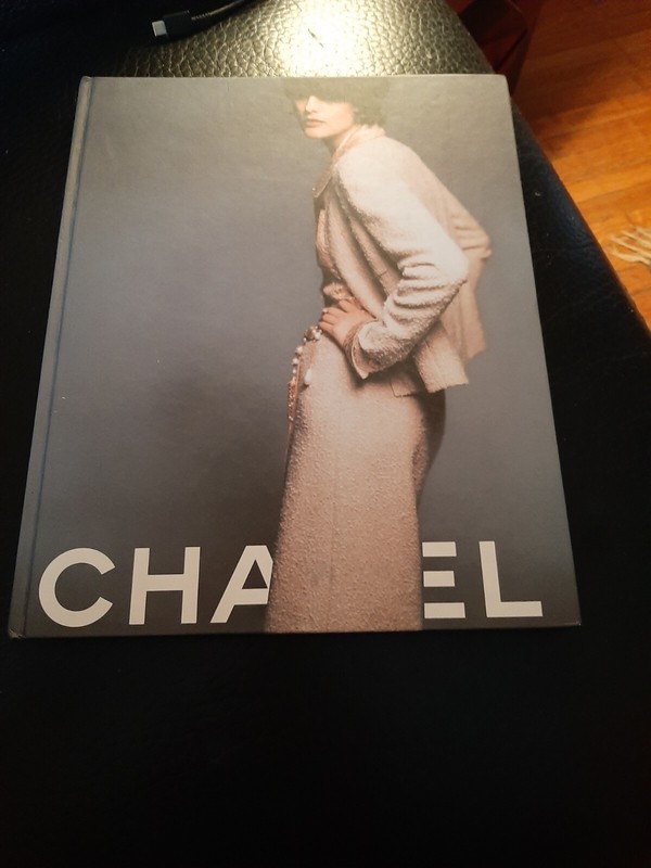 CHANEL 1996/1997 Catalog Collection Autumn winter Stella Tennant