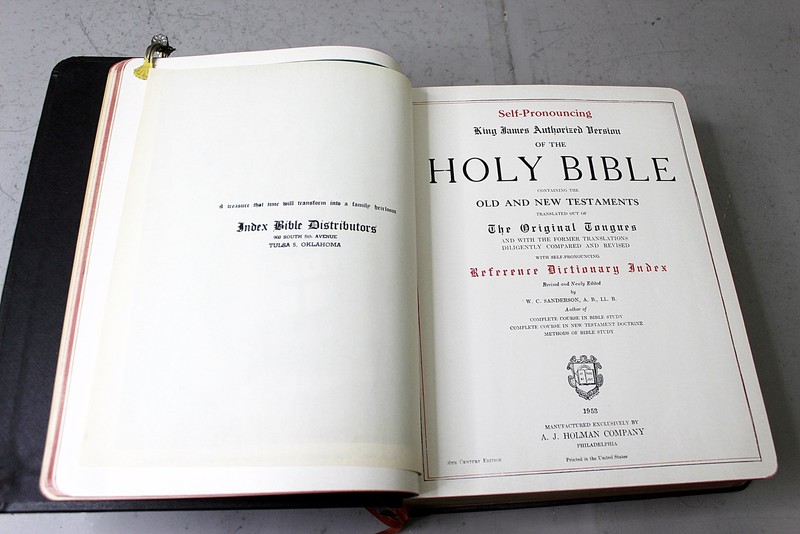 Antiquarian Holy Bible Masonic Edition A. J. Holman 1953 Gold Gilt Edges gallery