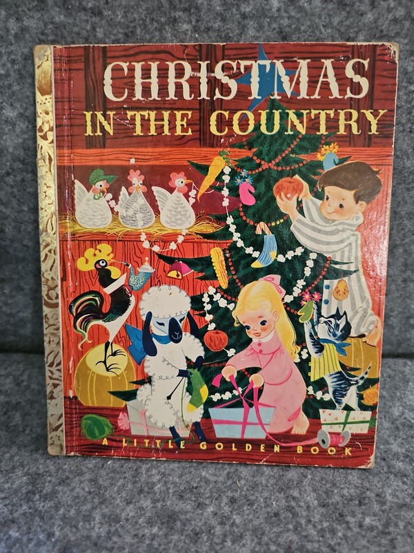 Christmas in the Country (Little Golden Book) – Hardcover – Good